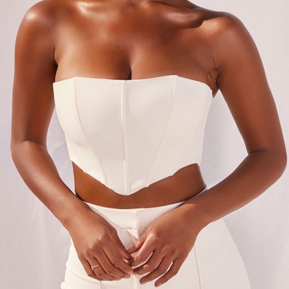 Oh Polly Bossin’ Up Strapless Corset Crop Top in Ivory- Size xs - US 0 - UK 4